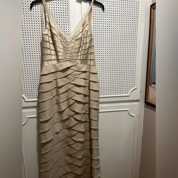 Xscape tiered elegant evening gown with mesh bodice - Picture 8 of 13